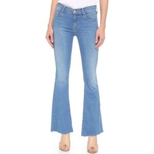 Mother The Weekender Fray Jeans in Chill Wash